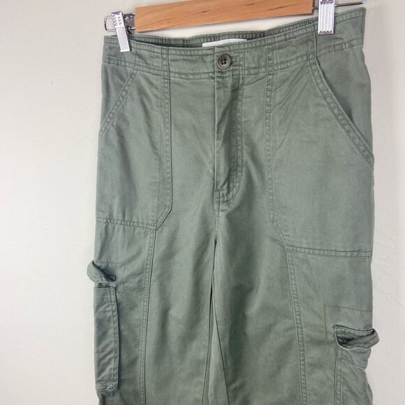 Abercrombie & Fitch Curve Love Relaxed Cargo Pant - Army Green - Picture 3 of 8